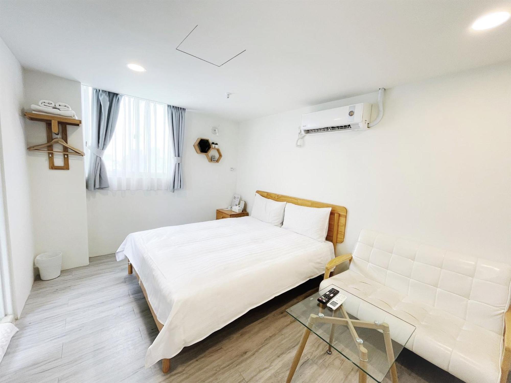 See U Apartment Tainan Zewnętrze zdjęcie
